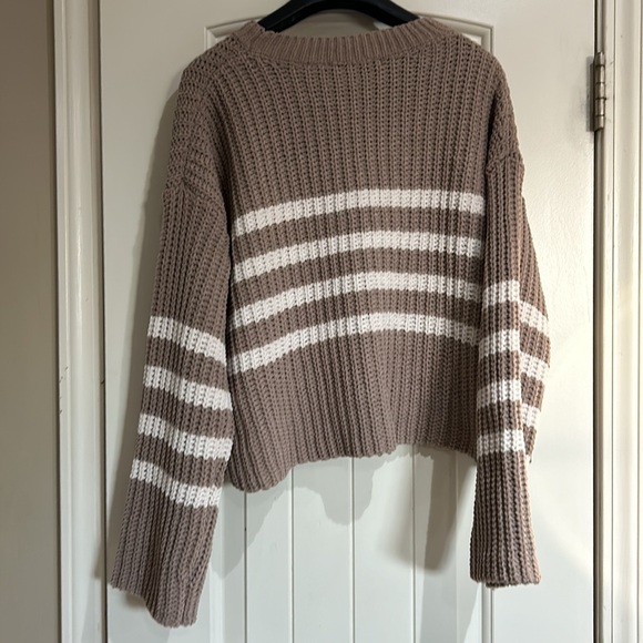 Super Soft Pink Rose Sweater - Picture 5 of 7